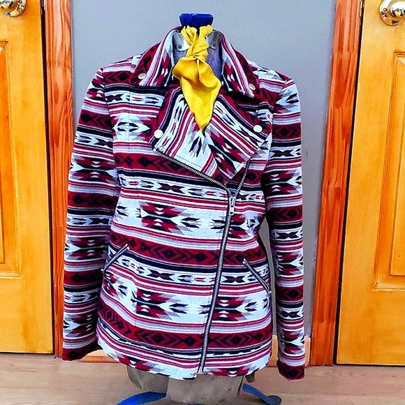 Forever 21 Aztec print jacket - Picture 1 of 5